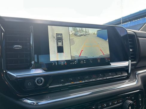 Used 2024 Chevrolet Silverado 1500 High Country w/ High Country Premium Package image 19