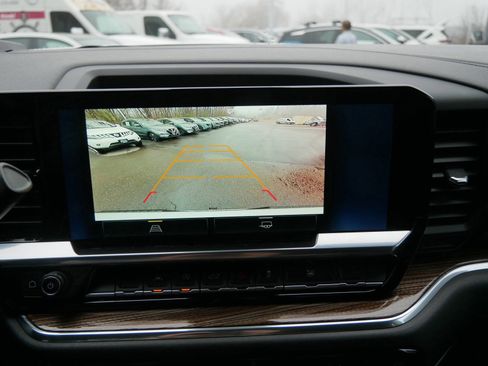 Used 2023 Chevrolet Silverado 1500 LT image 20