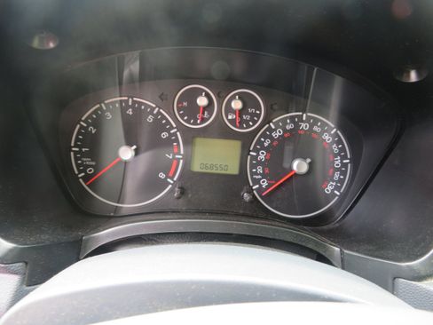 Used 2011 Ford Transit Connect XLT image 13