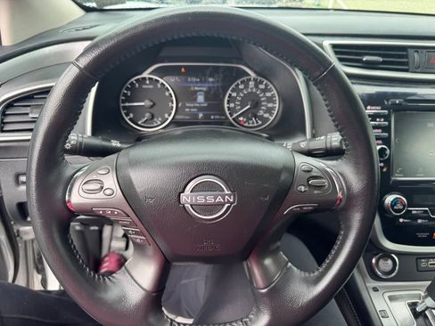 Used 2023 Nissan Murano SV image 15