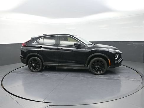Used 2023 Mitsubishi Eclipse Cross LE AWD/4WD image 38