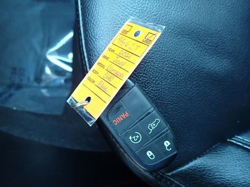 Used 2021 Jeep Compass 80th Special Edition image 30