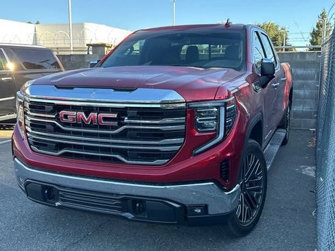 Used 2025 GMC Sierra 1500 SLT w/ SLT Premium Package AWD/4WD image 7