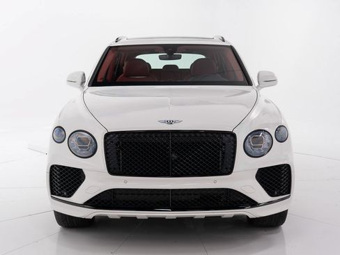 Certified 2023 Bentley Bentayga AWD/4WD image 8