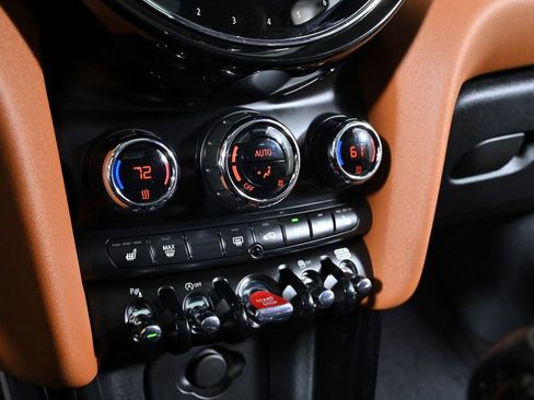 Certified 2024 MINI Cooper S image 19