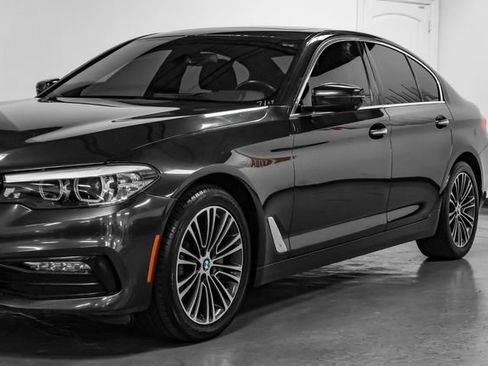 Used 2018 BMW 540i RWD image 9