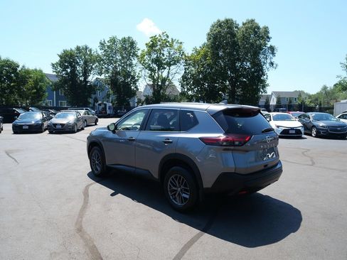 Used 2021 Nissan Rogue S FWD image 5