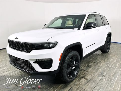 New 2025 Jeep Grand Cherokee Limited w/ Black Appearance Package image 8