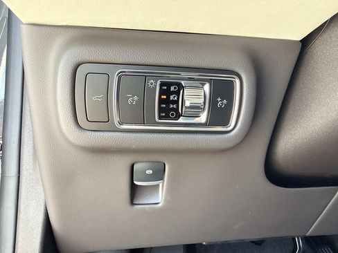 New 2026 Lincoln Nautilus Black Label AWD/4WD image 32