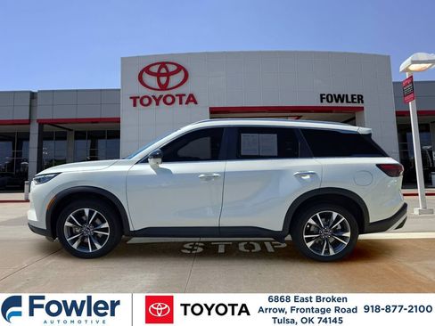 Used 2024 INFINITI QX60 Luxe FWD image 2