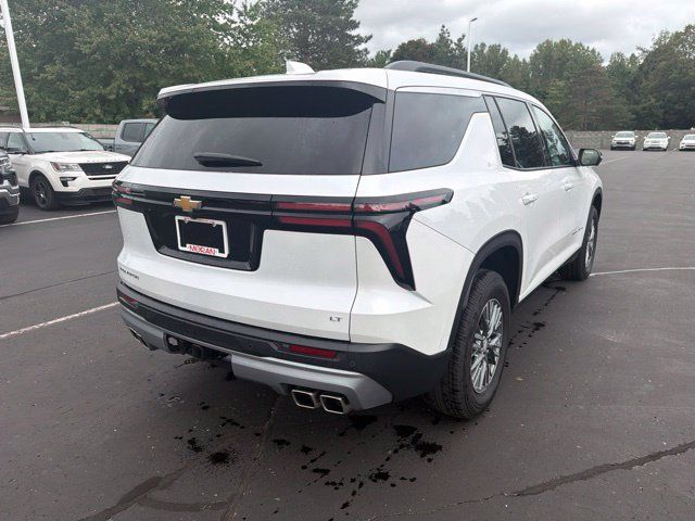 Used 2024 Chevrolet Traverse LT w/ Trailering Package FWD image 6