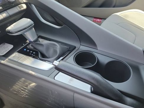 New 2026 Hyundai Elantra Sport FWD image 15