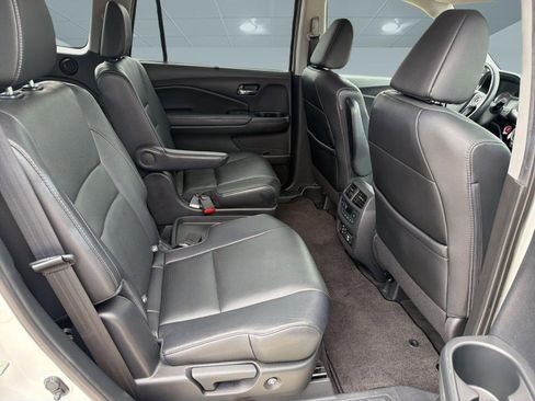 Used 2016 Honda Pilot Elite image 30