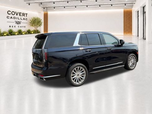 Used 2023 Cadillac Escalade Premium Luxury AWD/4WD image 13