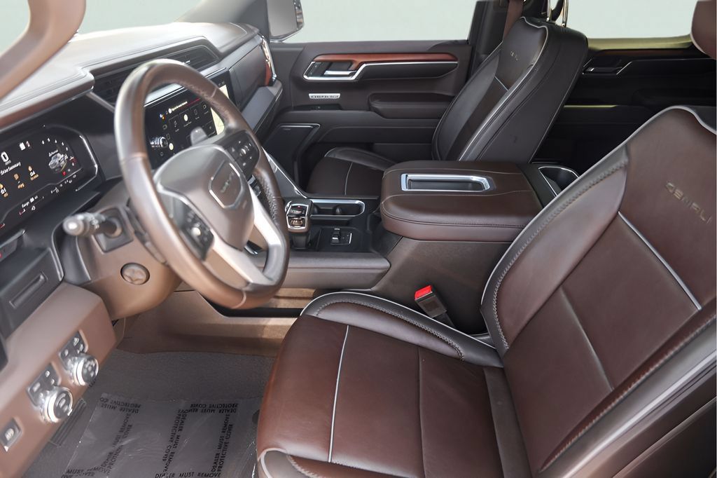 Used 2022 GMC Sierra 1500 Denali AWD/4WD image 12