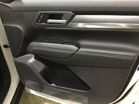 New 2026 GMC Terrain Elevation w/ Elevation Premium Package FWD image 43