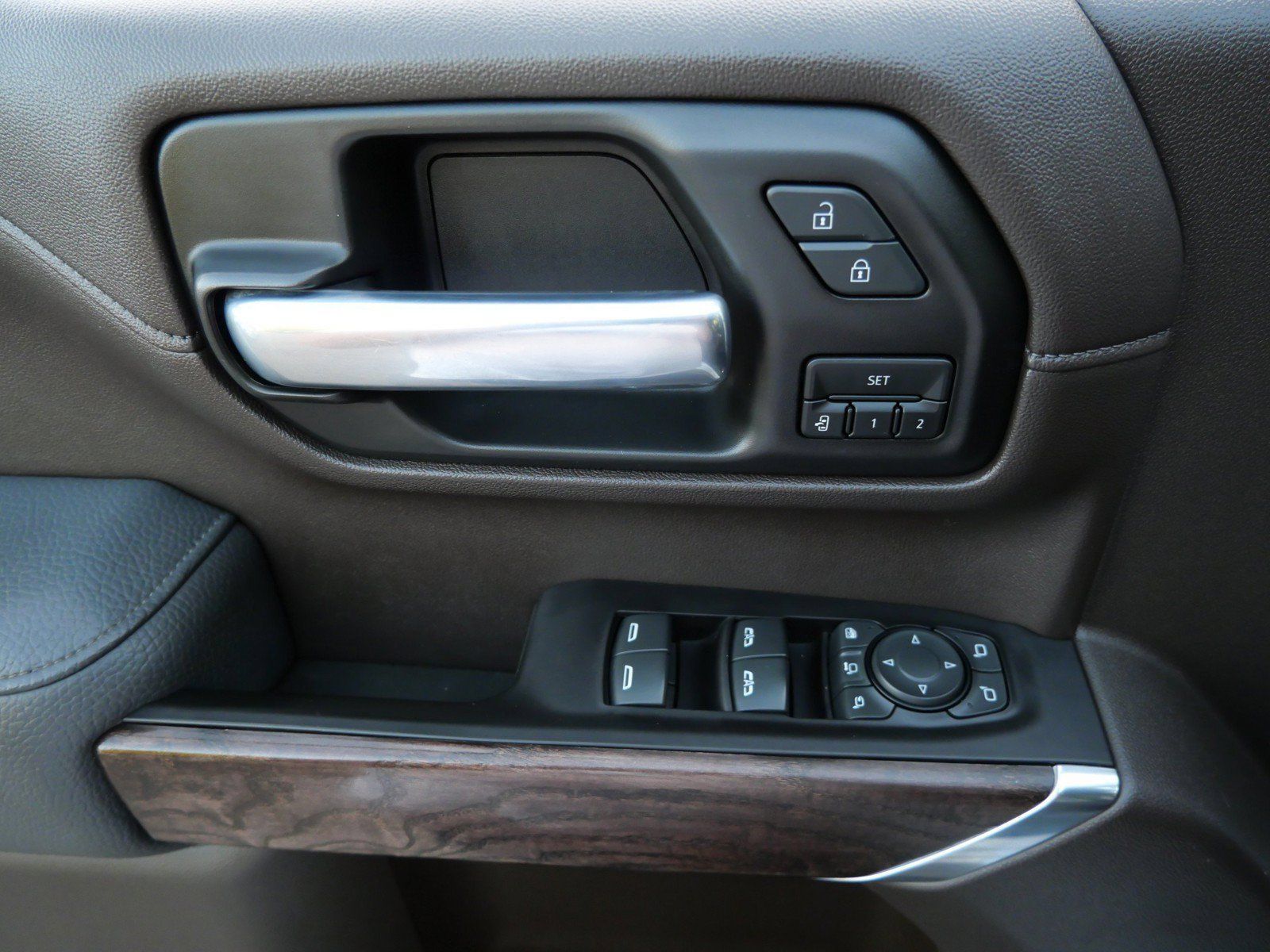 Used 2020 GMC Sierra 2500 Denali AWD/4WD image 18