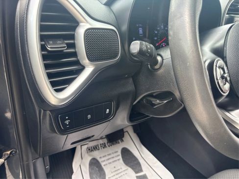 Used 2020 Kia Soul LX FWD image 18