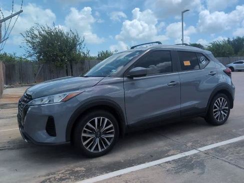 Certified 2024 Nissan Kicks SV w/ Exterior Package FWD image 1