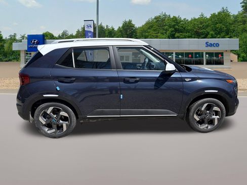 New 2026 Hyundai Venue SEL FWD image 6