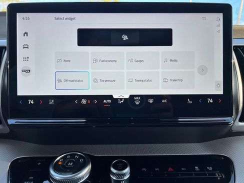 New 2026 Ford Expedition Active image 34