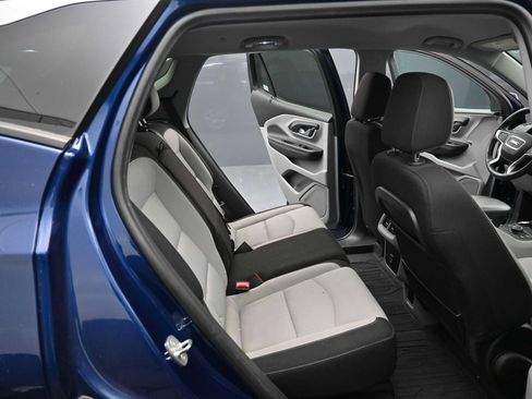 Used 2022 GMC Terrain SLE w/ Driver Convenience Package image 13