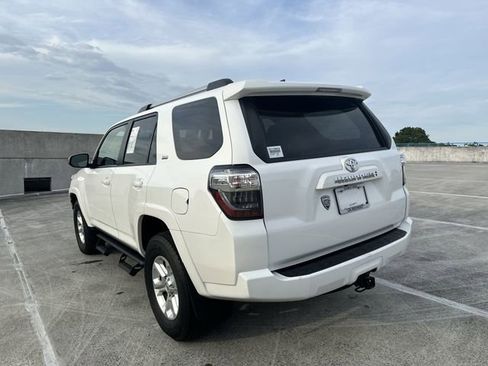 Used 2023 Toyota 4Runner SR5 AWD/4WD image 19