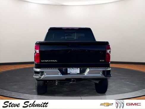 Certified 2022 Chevrolet Silverado 2500 LTZ w/ LTZ Plus Package image 8