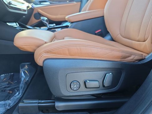 Used 2024 BMW X3 xDrive30i w/ Convenience Package image 42