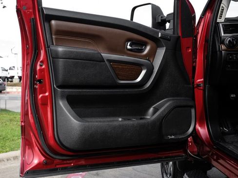Used 2019 Nissan Titan Platinum Reserve w/ Platinum Utility Package image 49
