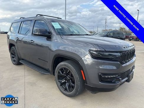 Used 2023 Jeep Wagoneer Series II image 1