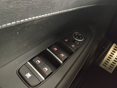 Used 2024 Kia Forte GT-Line w/ GT-Line Premium Package image 27