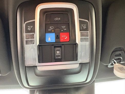 New 2025 RAM 2500 Laramie image 27