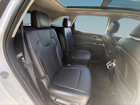 Used 2022 Kia Sorento SX AWD/4WD image 25