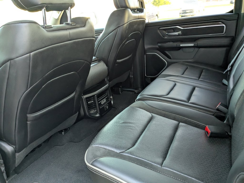 Used 2019 RAM 1500 Laramie AWD/4WD image 26