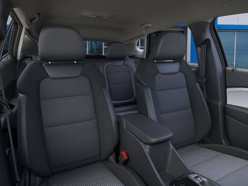 New 2026 Chevrolet Trax LT w/ Midnight Edition FWD image 16