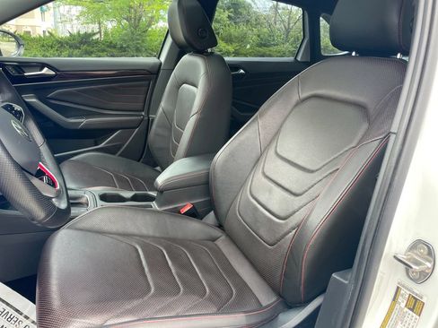 Used 2023 Volkswagen Jetta GLI Autobahn FWD image 17