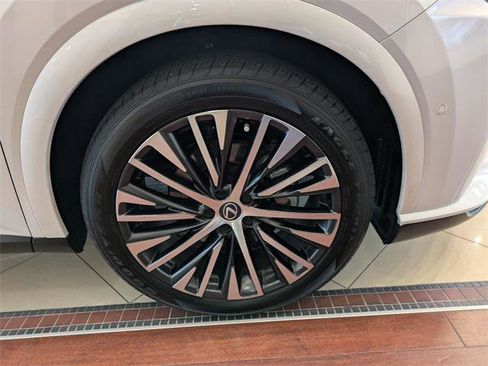 Certified 2024 Lexus RX 350 Premium Plus w/ Convenience Package image 11