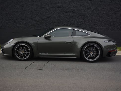 Certified 2023 Porsche 911 Carrera 4S AWD/4WD image 2