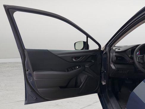 Used 2025 Subaru Legacy Premium AWD/4WD image 19