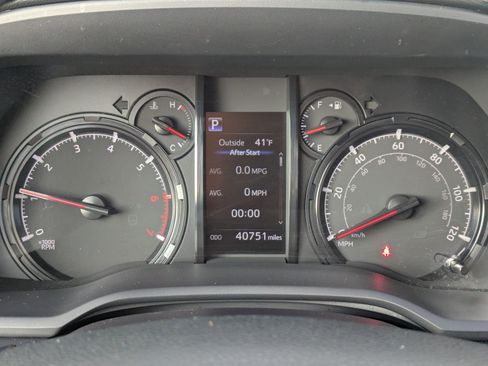 Used 2021 Toyota 4Runner SR5 Premium w/ Moonroof Package image 17