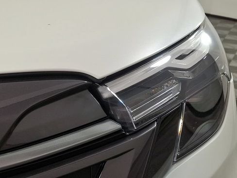 Used 2026 Subaru Forester Premium AWD/4WD image 12