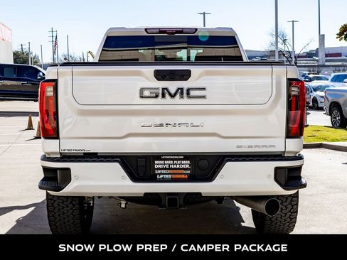 Used 2024 GMC Sierra 2500 Denali Ultimate image 7