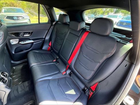 Used 2024 Mercedes-Benz GLC 43 AMG 4MATIC image 36