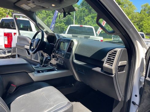 Used 2016 Ford F150 Lariat w/ Equipment Group 501A Mid AWD/4WD image 32