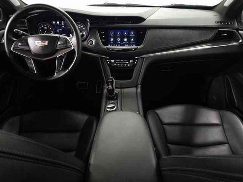 Certified 2022 Cadillac XT5 Sportv w/ Technology Package image 17