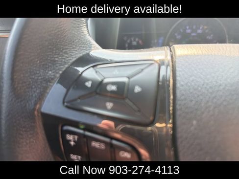 Used 2018 Ford Explorer XLT w/ Equipment Group 202A FWD image 24