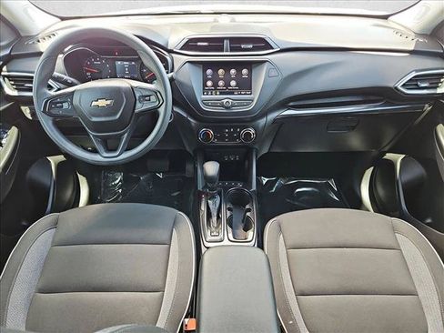 Certified 2023 Chevrolet TrailBlazer LT FWD image 23