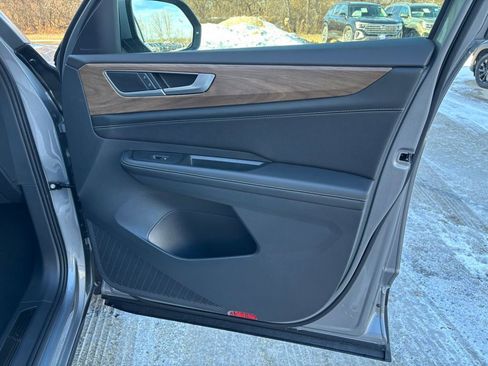 New 2026 Volkswagen Atlas SE image 10