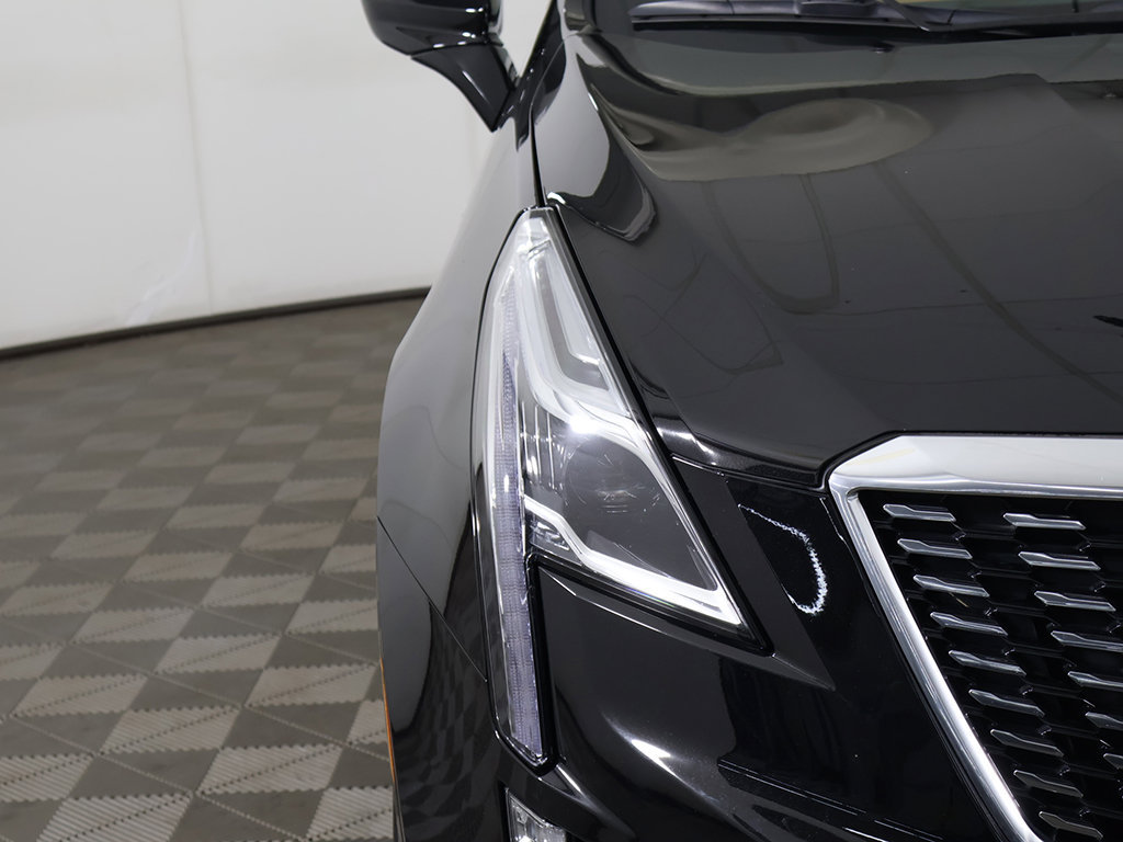 Used 2025 Cadillac XT5 Premium Luxury w/ LPO, Floor Liner Package AWD/4WD image 17
